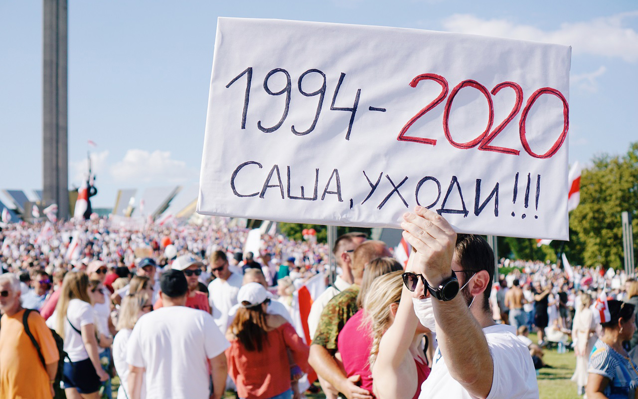 Telegram in Belarusian Protests of 2020: Affective Tool for Populist’s Uprisings